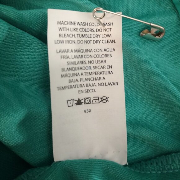 Avia Ladies Green Double Layer Lightweight Running Jacket with Hood - Picture 9 of 11